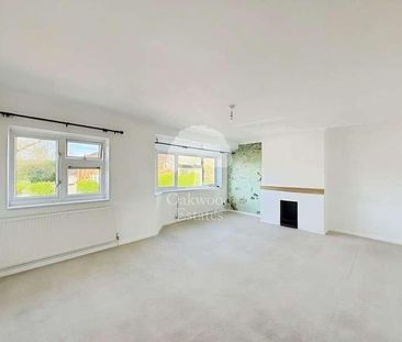 Queensway, Maidenhead, Berkshire, SL6 - Photo 1