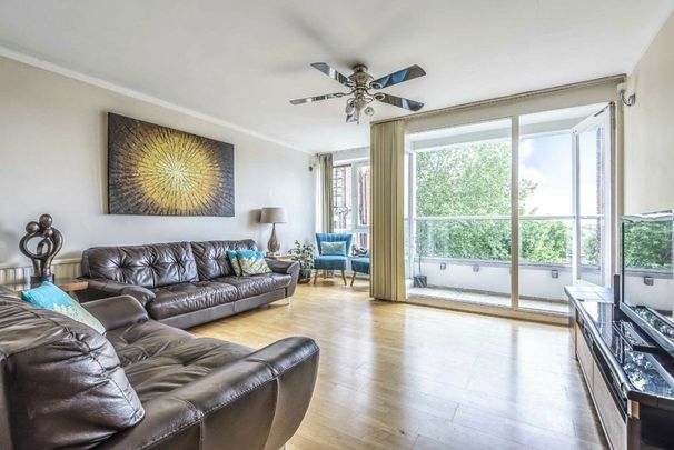 Netherhall Gardens, Hampstead, NW3 - Photo 1