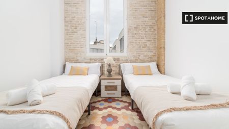 valencia, Valencian Community 46003 - Photo 2