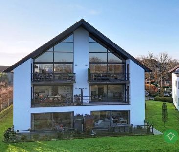 Luxe villa-appartement met dubbele garage en prachtig uitzicht in K... - Photo 1