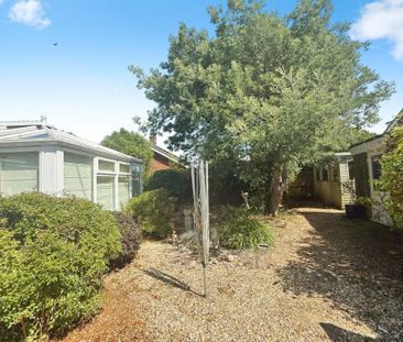 2 bedroom bungalow to rent - Photo 3