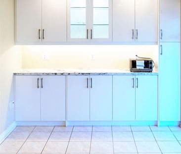 For Lease - 108 Lent Crescent, Brampton, Ontario - Photo 2