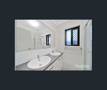 Modern Family Living in the Heart of Ripley - With RealWay Edge! - Photo 2