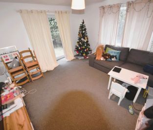 2 bedroom Flat in Flat 20, Leeds - Photo 2