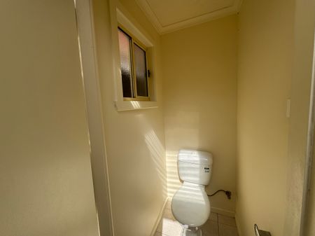 Affordable 2-Bedroom House in North Melbourne - Photo 5