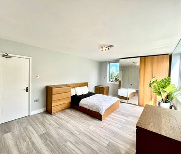 Room in a Shared Flat, Dinerman Court, NW8 - Photo 3