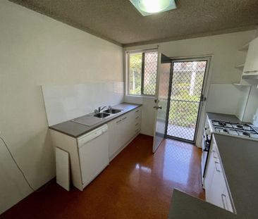 Great Central Location at Indooroopilly!!! - Photo 2