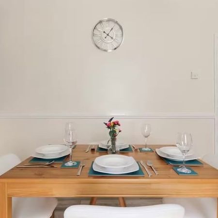 2 Bed Flat, Rockfield House, SE10 - Photo 5