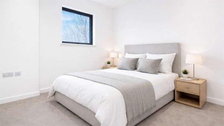 Maybank Road, London, E18 - Photo 4