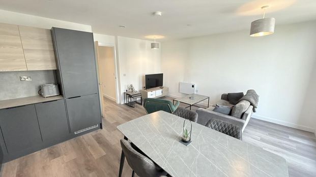 3 bedroom apartment to rent - Photo 1