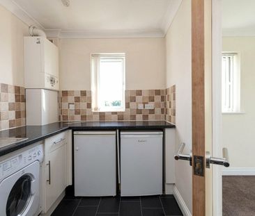 Church Street, Milton Regis, Sittingbourne, Kent, ME10 - Photo 6