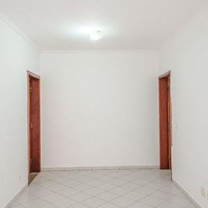 Casa para alugar com 120m², 3 quartos e 1 vaga - Foto 1