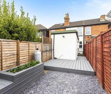 Denzil Road, Guildford, GU2 - Photo 5