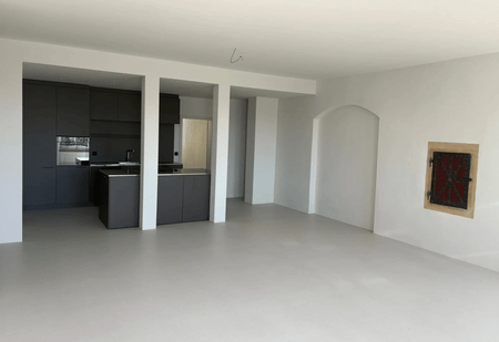 Renovierte Altbauwohnung - Dachgeschoss mit Galerie und Loggia - 3.5-Zimmer mit Seeblick - Photo 2
