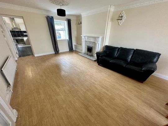 Maybrook Terrace, Pennyburn, L'Derry, BT48 7QW - Photo 1