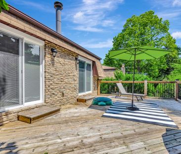 For Lease - 2092 Marine Drive, Oakville, Ontario - Photo 3