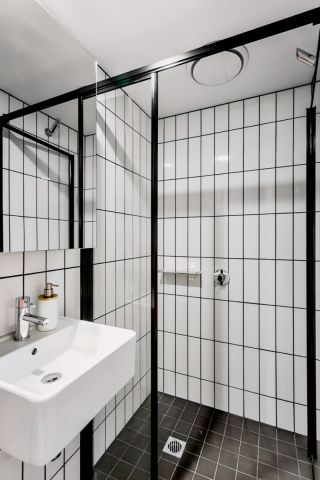 Single Studio Apartment - Photo 5