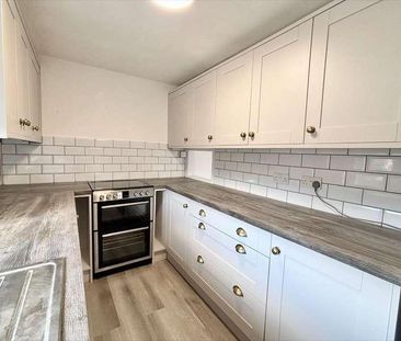 Emmanuel Close, Mildenhall, Bury St. Edmunds, IP28 - Photo 3