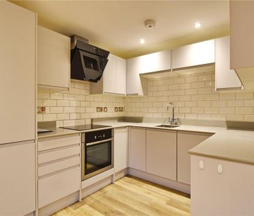 3 bedroom apartment to rent - Photo 1