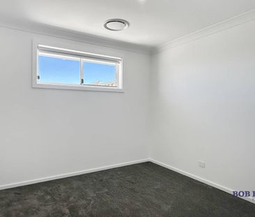 Stylish & Spacious Brand New Four Bedroom Home - Photo 4
