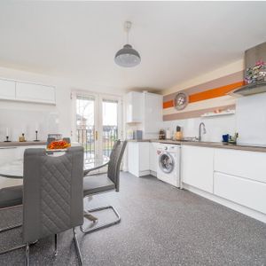 2 Lindara Drive, Larne, BT40 2FB - Photo 2
