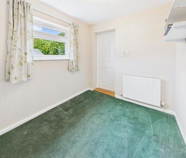 2 bedroom detached bungalow to rent - Photo 6