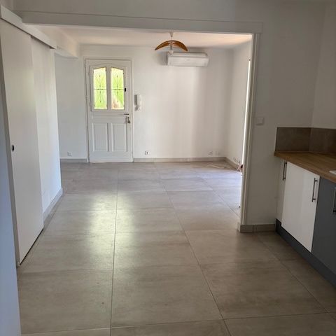 Location Appartement 2 pièces 44m² - Photo 1