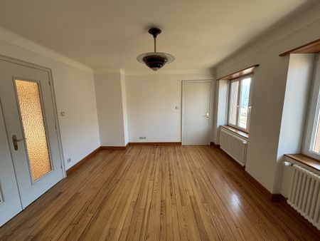 Location Appartement 4 pièces 113m² SIERENTZ 68510 - Photo 5