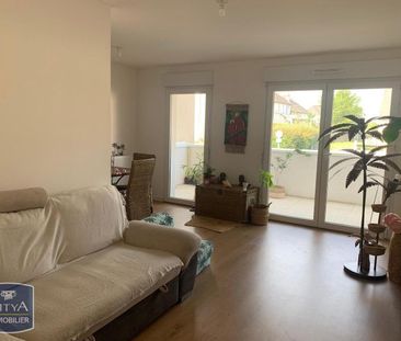 Location Appartement 3 pièces 65m² CHARTRES DE BRETAGNE 35131 - Photo 1