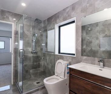 New Build - 4 Bedrooms, 3 Baths, 1 Car park - Photo 3