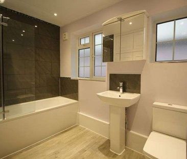 Tupwood Lane, Caterham - �cm, CR3 - Photo 2