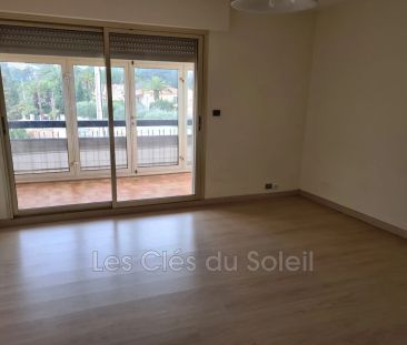 Location appartement 2 pièces 44 m² Bandol - Photo 3