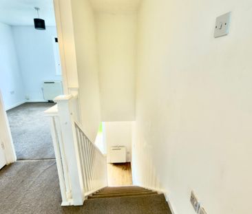2 bedroom House To Let - Photo 4