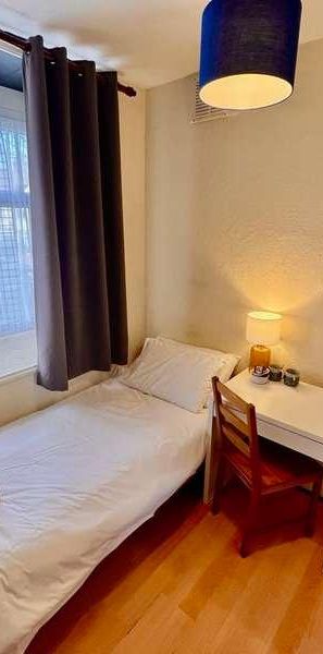 Boston Manor Road, TW8 - Photo 1