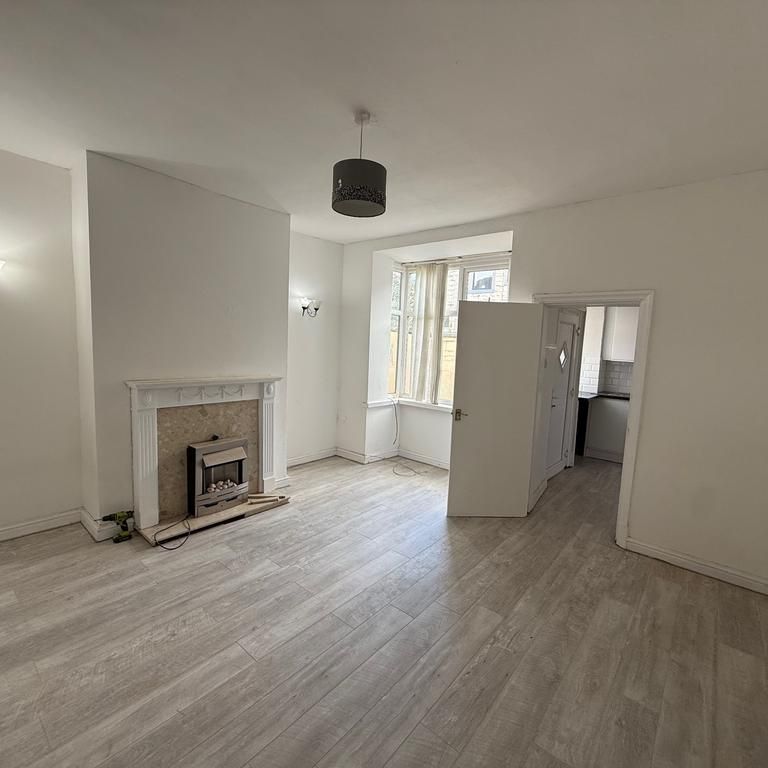 2 bedroom house to rent - Photo 1
