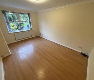 2 bedroom end of terrace house to rent - Photo 5