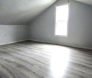 For Lease - 321 Dieppe Street, Welland, Ontario - Photo 4