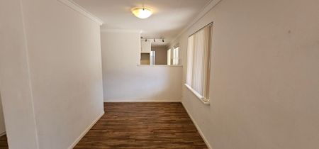 Spacious Family Home - Home Open 23&sol;12&sol;24 3&period;00pm to 3&period;15pm - Photo 2