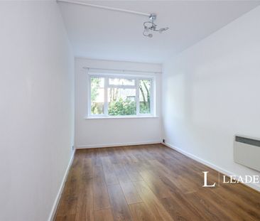 2 bedroom apartment to rent The Chantry, 18 Madeira Road, Bournemou... - Photo 6
