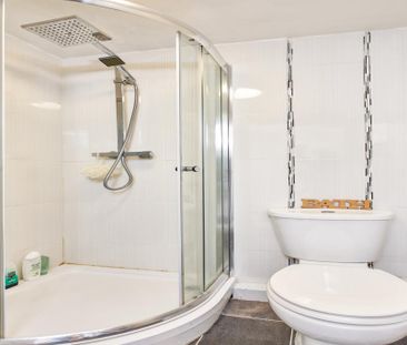 2 bedroom flat to rent - Photo 6