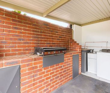 Freshly Renovated Family Gem - Photo 5