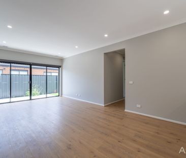 The Ideal Family Home !! - Photo 1