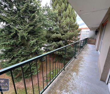 Location Appartement 3 pièces 62m² VELIZY VILLACOUBLAY 78140 - Photo 1