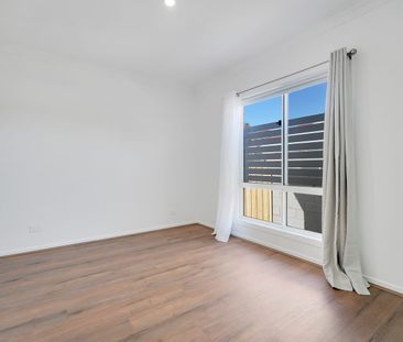 Brand New 2 Bedroom Flat With Private Garden! - Photo 1