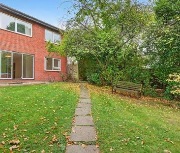 Merryfield Gardens, Stanmore, HA7 - Photo 4