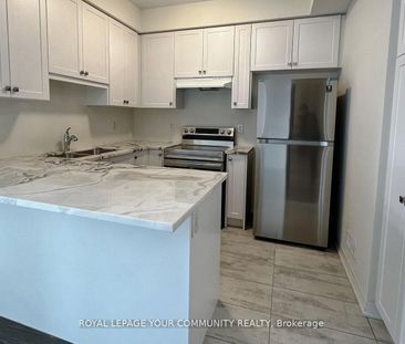 For Lease - 194 Vantage Loop Street, Newmarket, Ontario - Photo 4