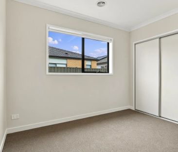 NEW BUILD HOME FOR RENT IN TARNEIT - Photo 2