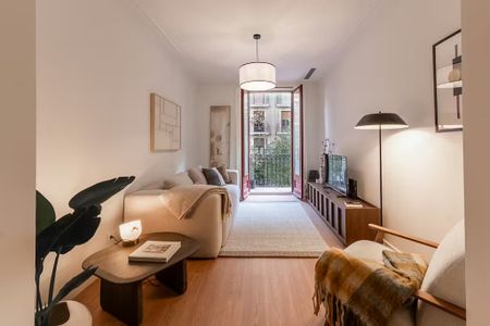 Carrer de Provença, Barcelona, Catalonia 08037 - Foto 2