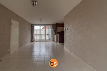 Ruim appartement met 2 slaapkamers, 2 terrassen en een ruime garage - Foto 2