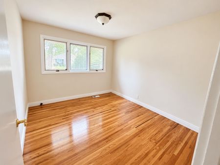 For Lease - 1275 Parkview Avenue, Windsor, Ontario - Photo 4